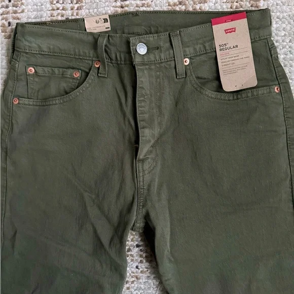 NWT: Men’s Green Levi Jeans - Picture 1 of 4